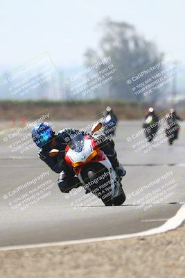 media/Sep-20-2025-TrackDaz (Sat) [[27f0cde673]]/B Group/220pm (Turn 9)/